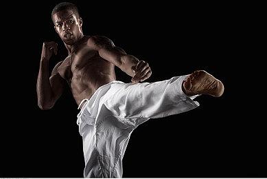 KK对战平台新图推荐！小偷狂潮+逆天吞噬，双倍上头停不下来！​